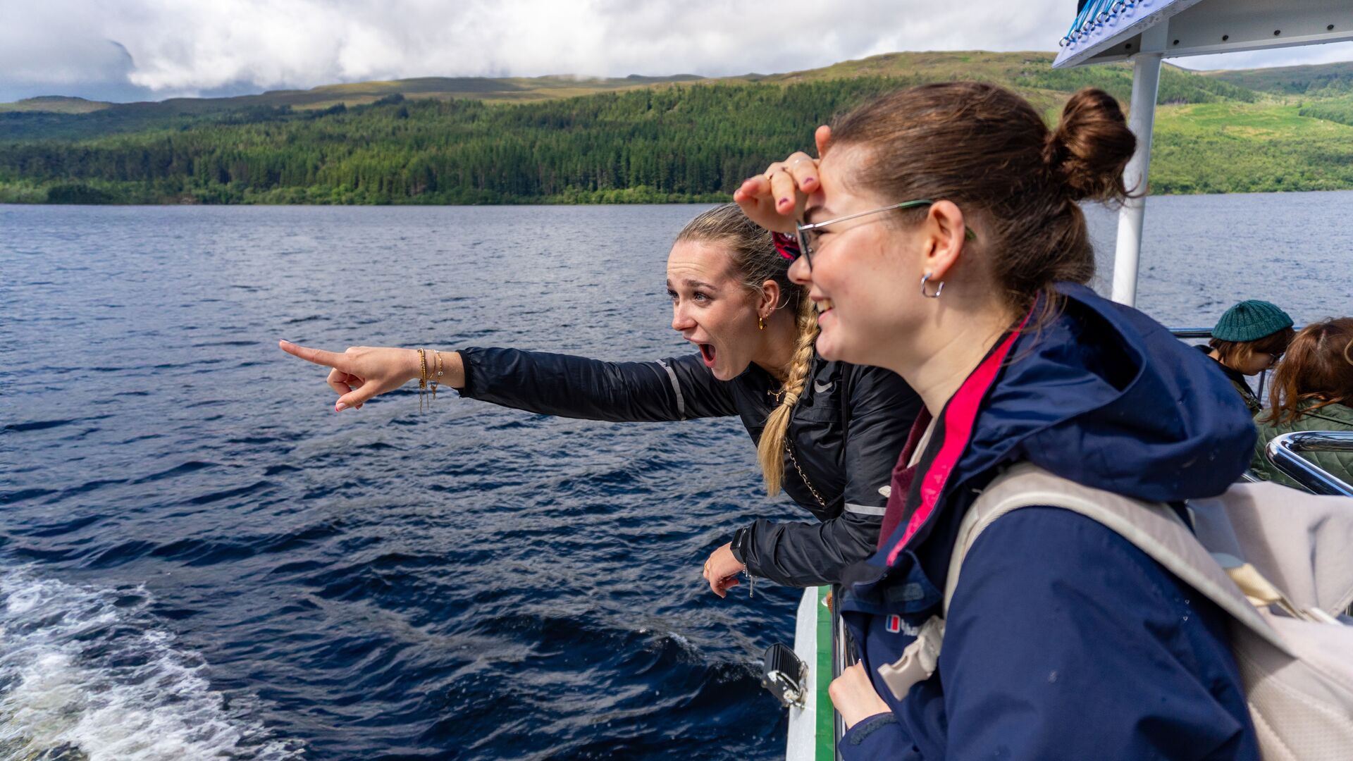 Loch Ness Boat Cruise 