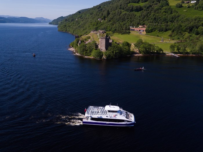 Loch Ness Cruise Scotland tours